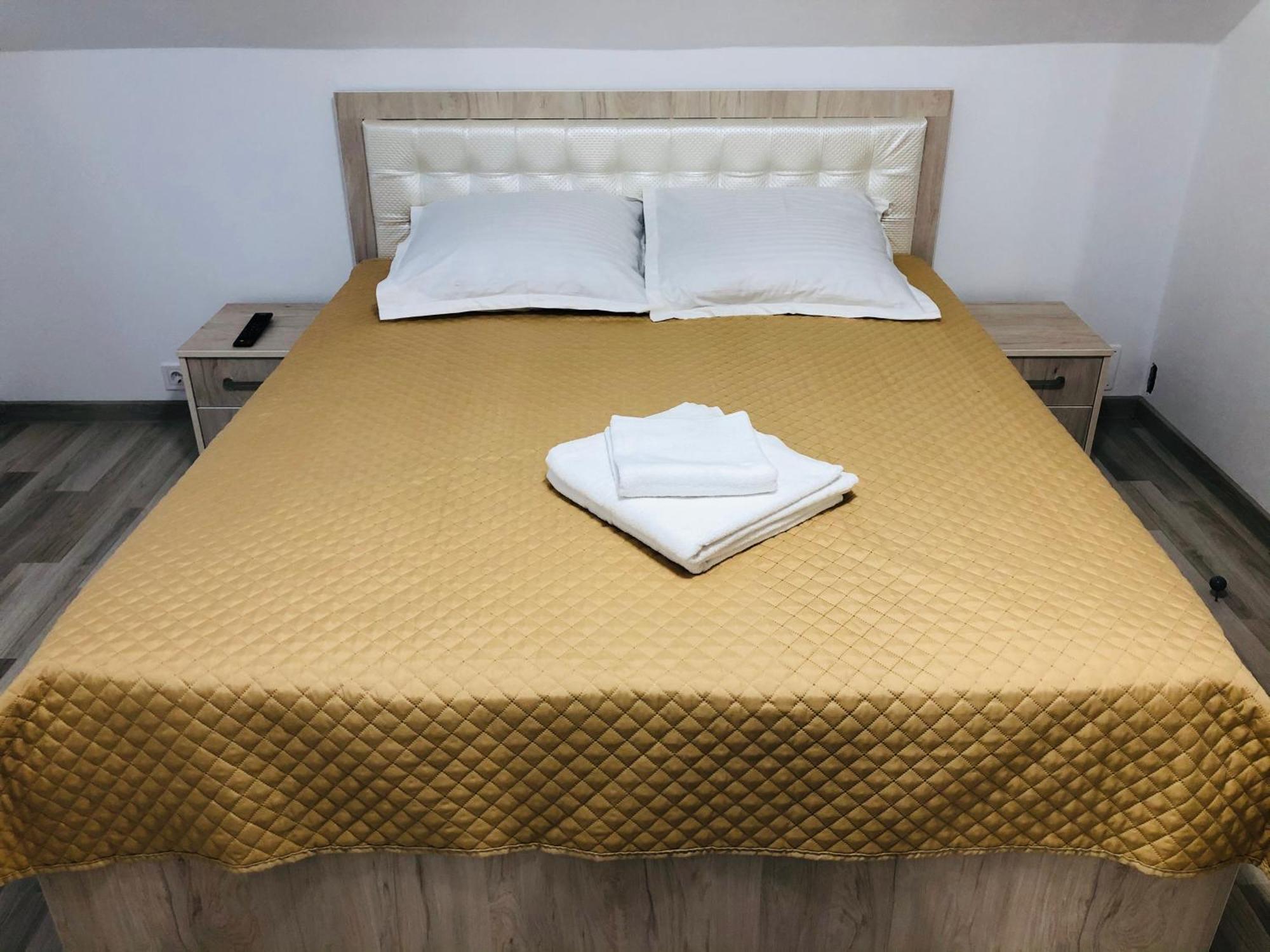 Casa Todea 호텔 Cîmpeni 외부 사진