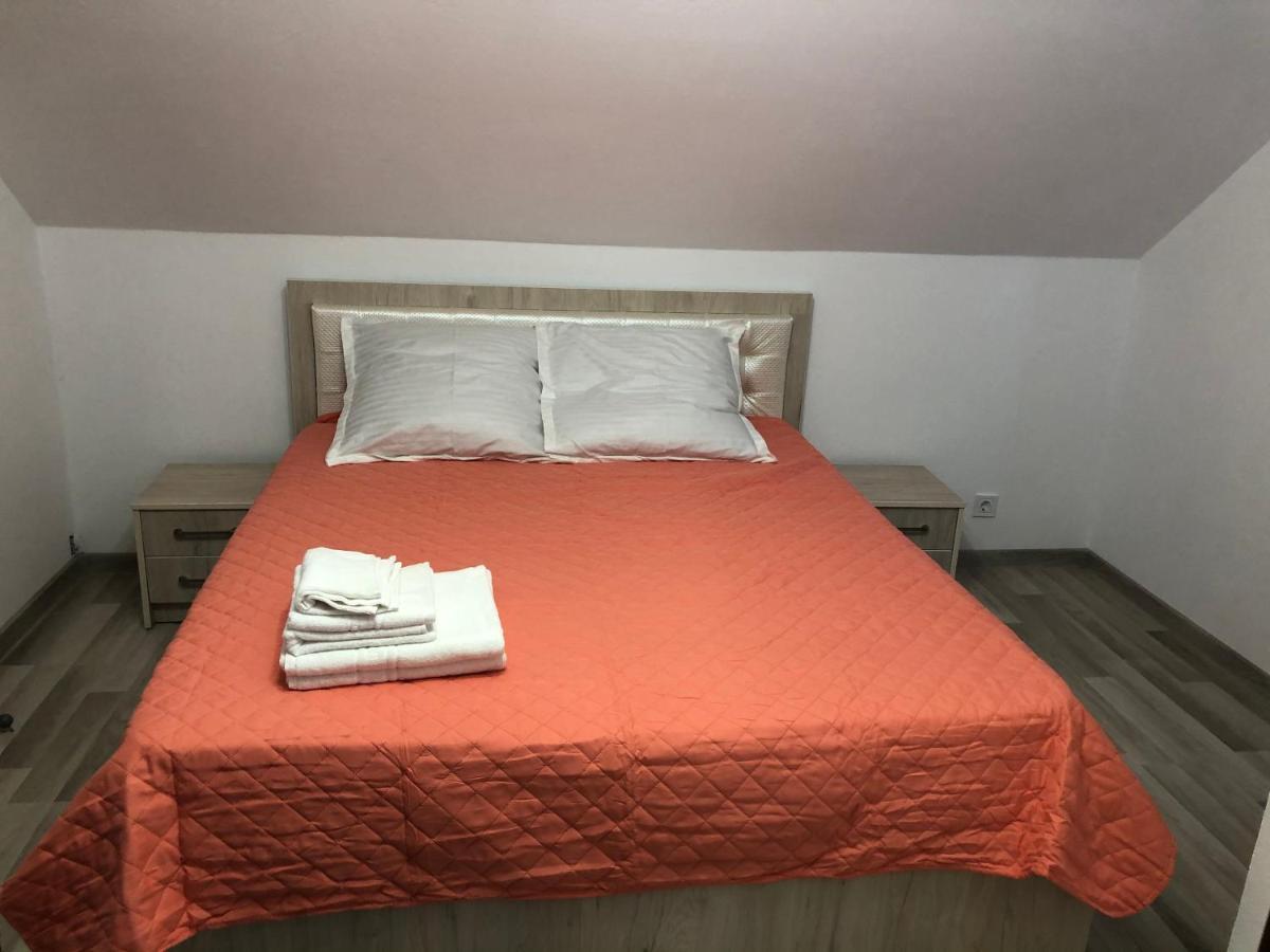 Casa Todea 호텔 Cîmpeni 외부 사진