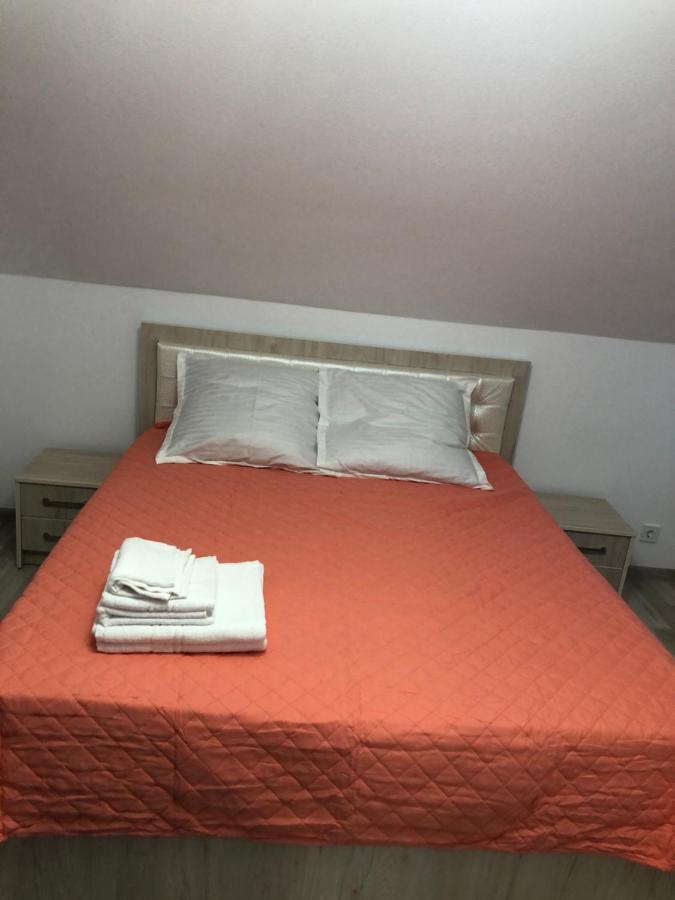 Casa Todea 호텔 Cîmpeni 외부 사진